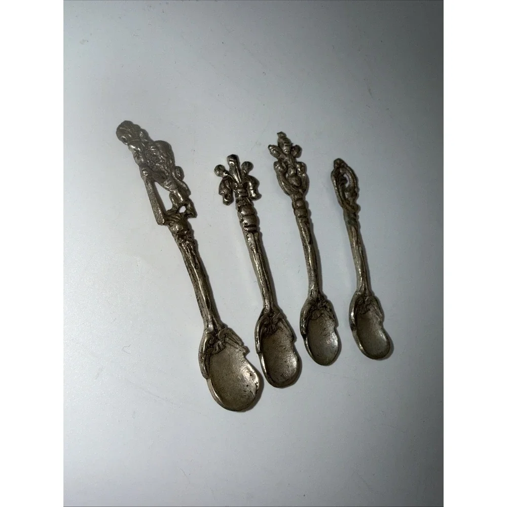 Vintage Italian Montagnani Style‎ ~ 4 Piece 3 Inches Demitasse Spoon Set ITALY